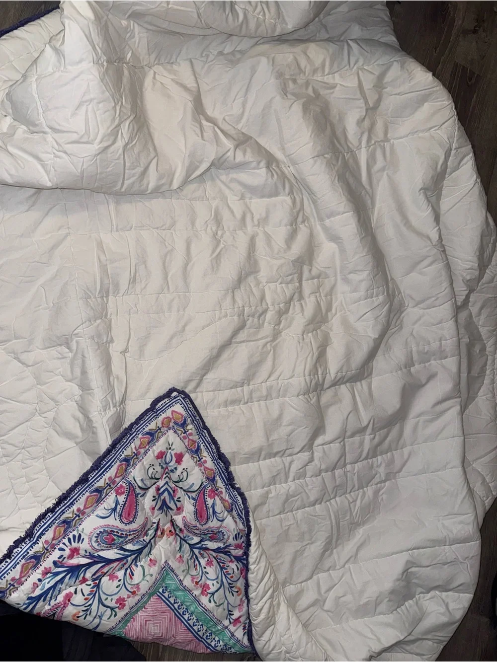 Pottery Barn Teen Avery Pink Paisley Quilt Set with a Sham Twin